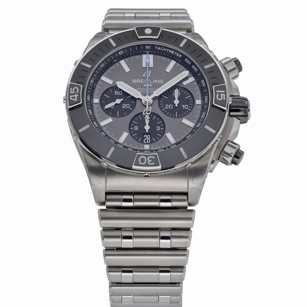 Breitling Super Chronomat B01 44 EB0136